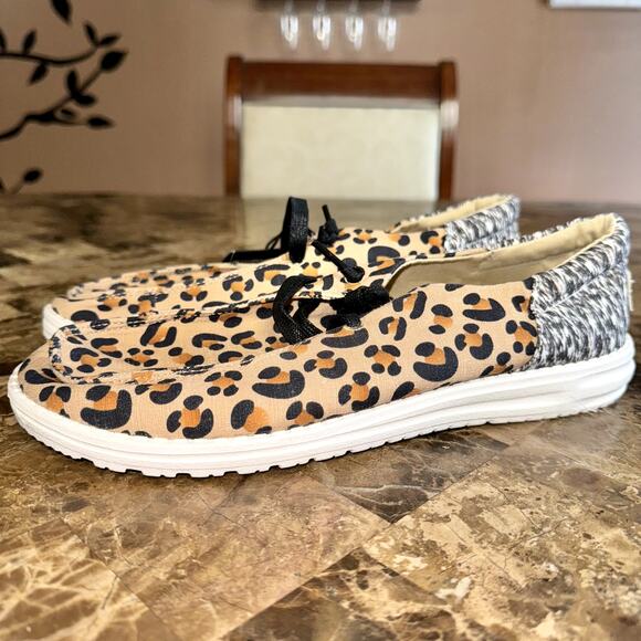 Hey Dude Women's Wendy Funk Cheetah Collage Slip On Shoes NWT - Picture 5 of 7